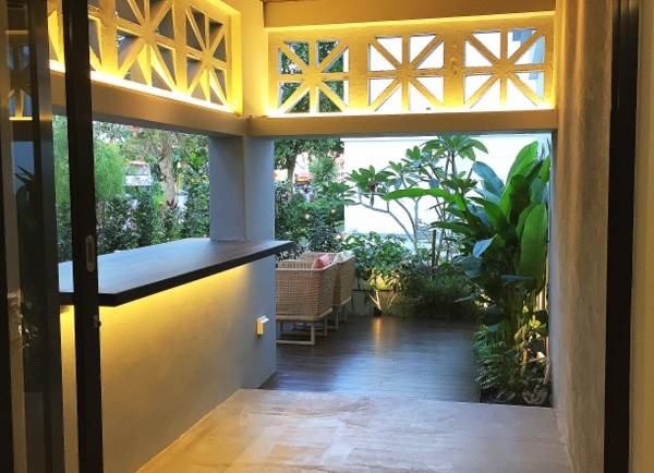 Balcony in-style 20: Extended Living Room Garden